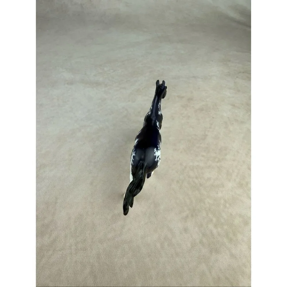 Breyer Stablemate Club Lanin Breyer Horse